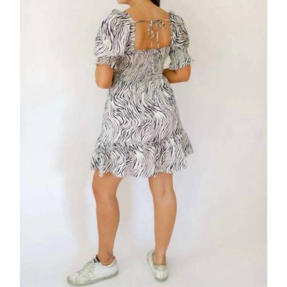 NEW LUCY PARIS satin smocked zebra dress in navy/ivory - Picture 3 of 6